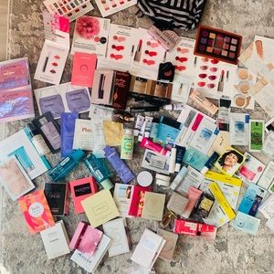 Huge beauty sample set (98 pieces)
